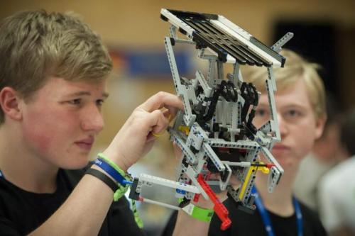 2022年长沙青少年机器人竞赛培训机构