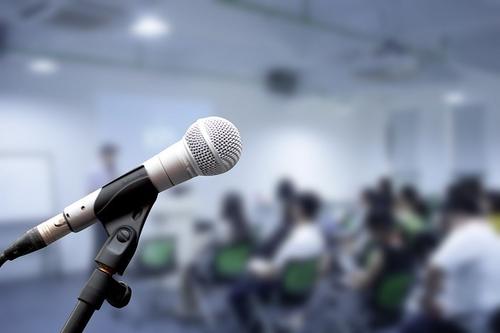 北京幼儿园的小孩可以报口才吗