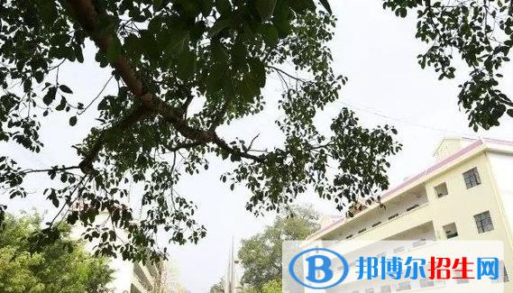 景泰县京华职业中学地址在哪里