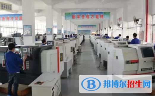 湛江2020年女生可以读汽修学校吗